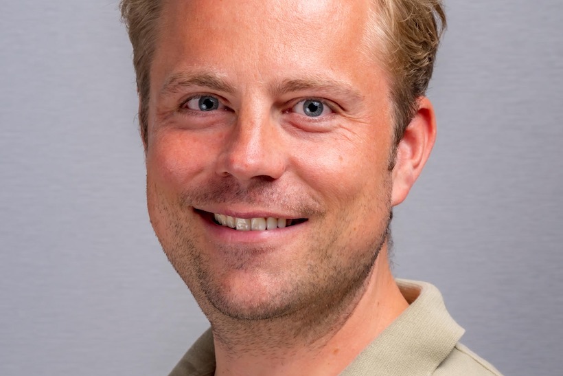 Headshot of Felix Derkum